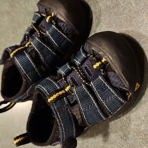 Keen Newport Blue Canvas Sandals Baby/Toddler Size 4